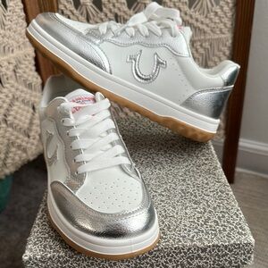True Religion Silver and White Sneakers Sleek Design